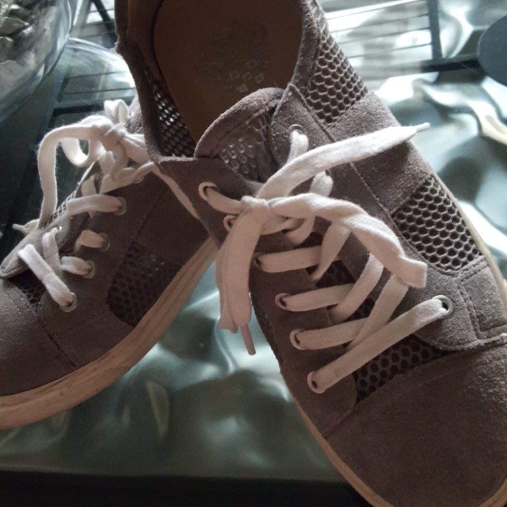 Vince Camuto